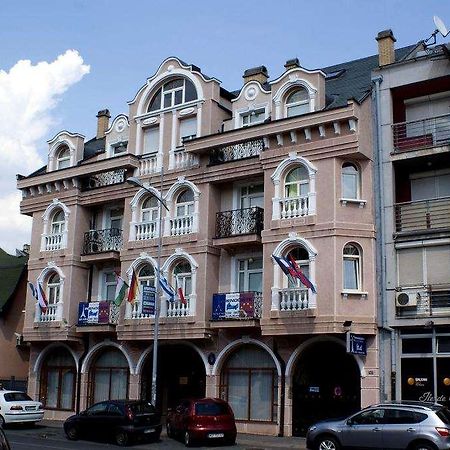 Vila Ile De France Novi Sad Bagian luar foto