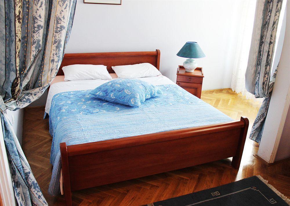 Vila Ile De France Novi Sad Bagian luar foto