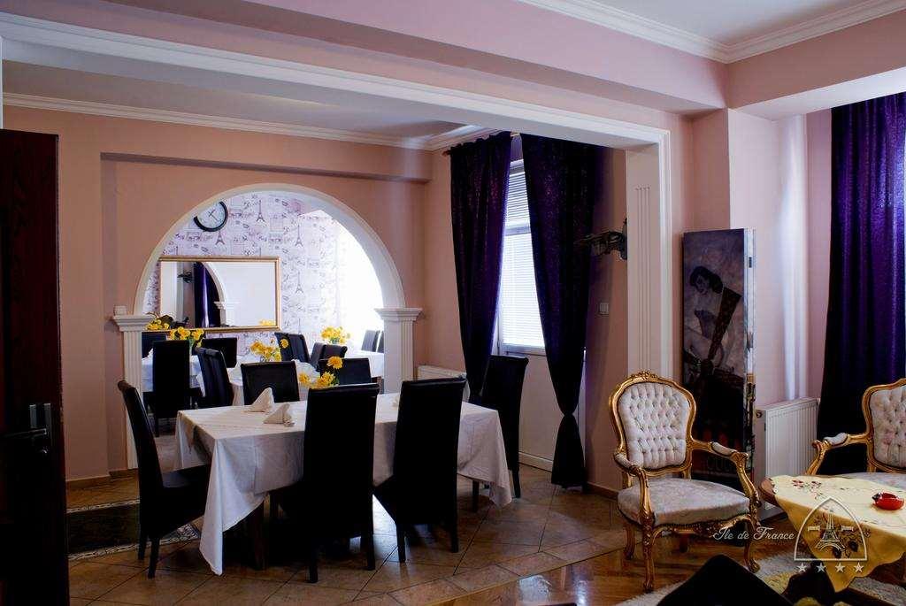 Vila Ile De France Novi Sad Restoran foto